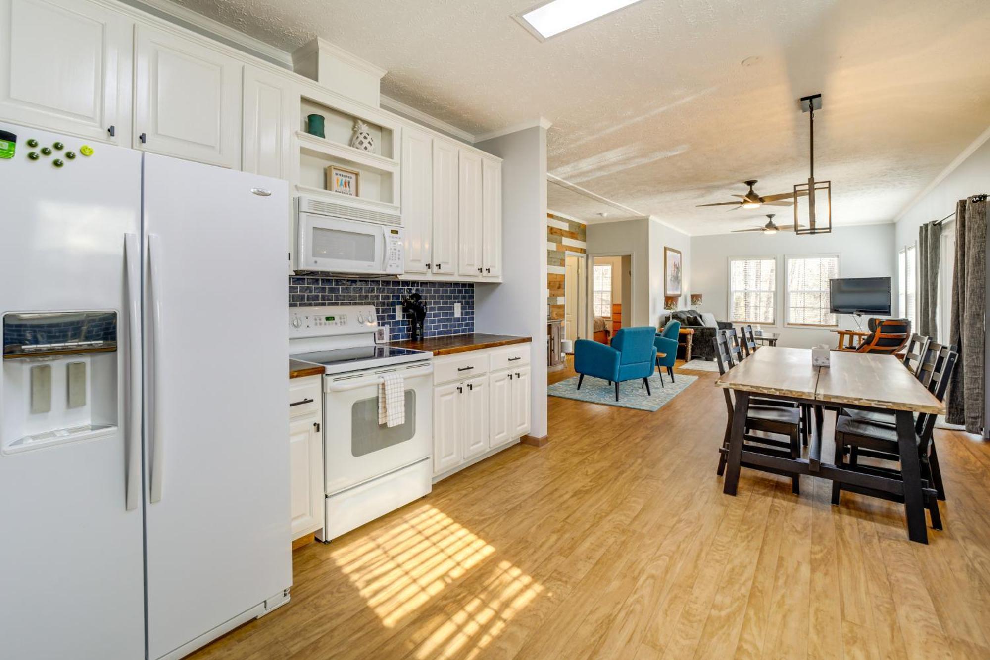 Lakeside Cashiers Cabin With Private Boat Dock! Cullowhee Esterno foto